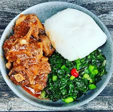 Sadza oxtail with vegetables